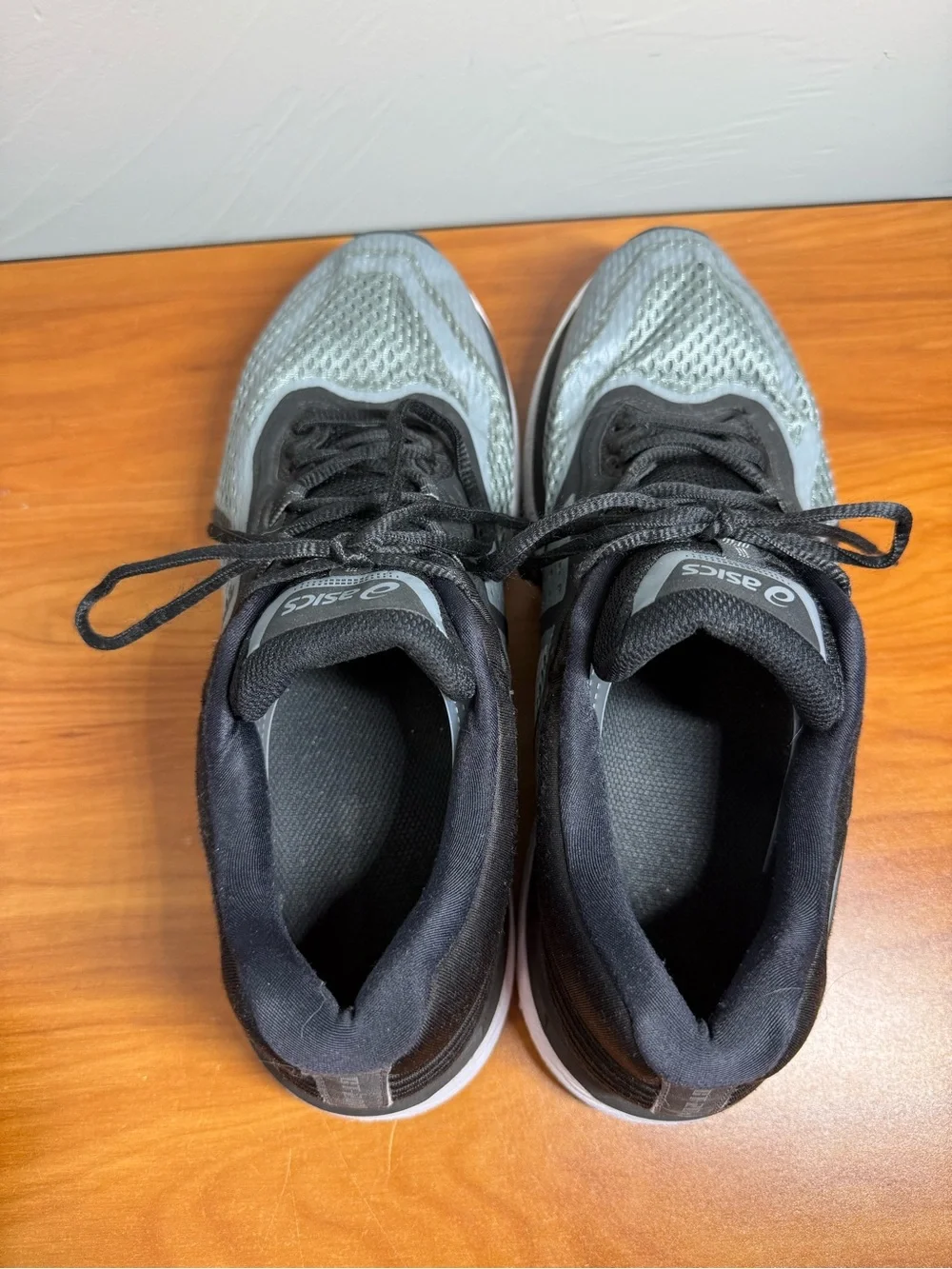 ASICS GT-2000 Mens Running Trainers Shoes Sneakers T606N Black Grey 10.5